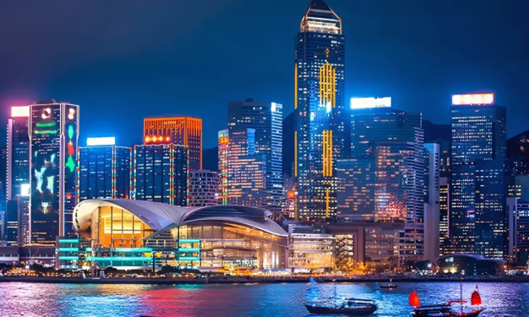 Exploring Hong Kong’s Seasonal Charms: A Month-by-Month Travel Guide